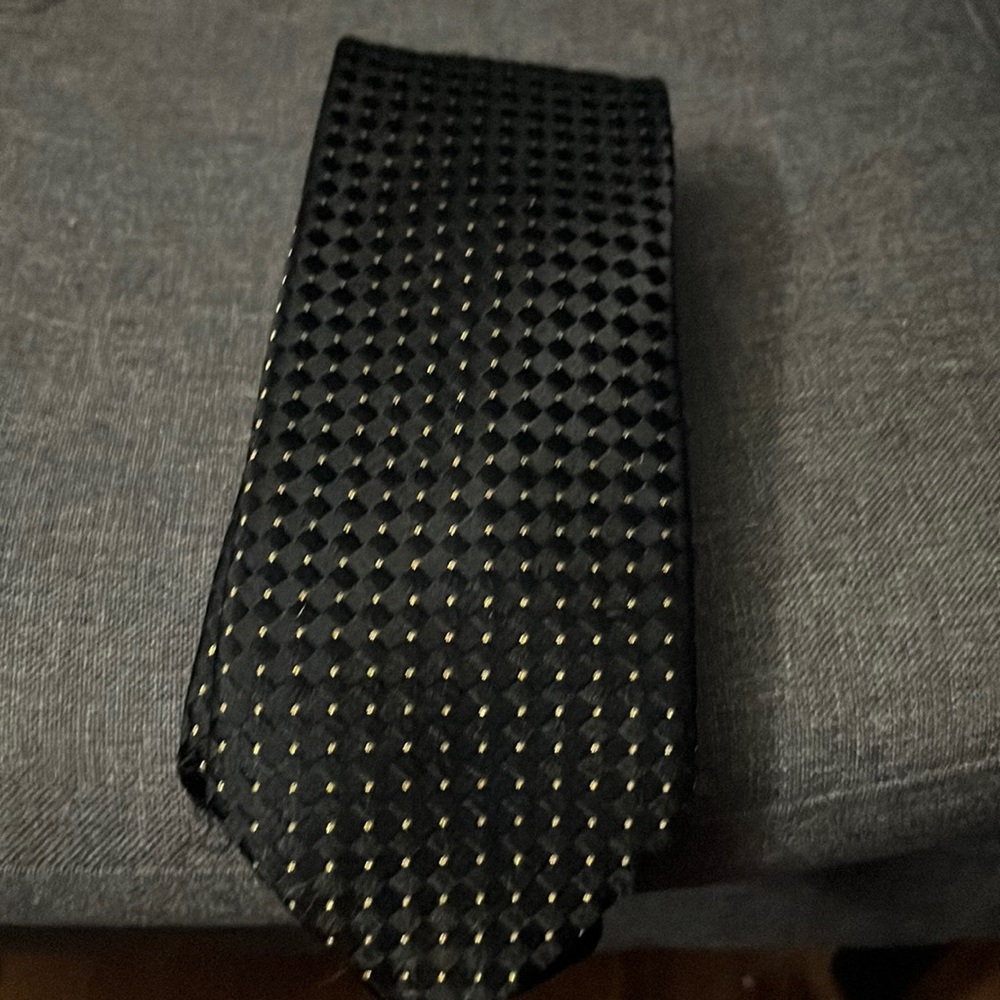 Donald Trump Signature Collection Neck Tie Navy and Silver Diamond Pattern